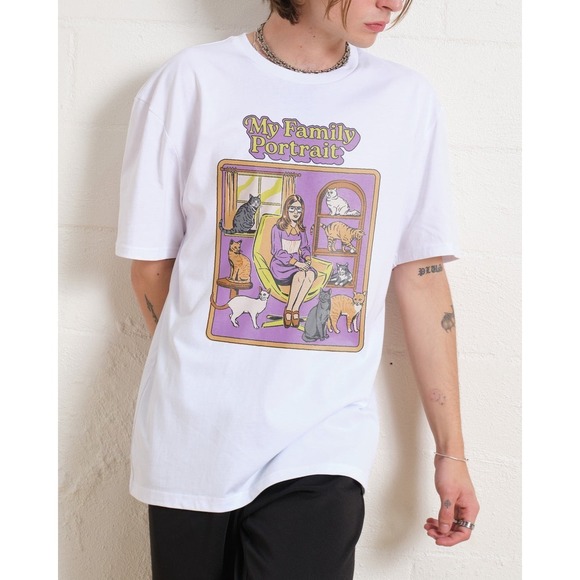 My Family Portrait T-Shirtt - Picture 1 of 4